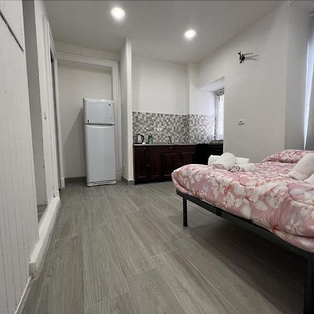 Il Giardino E Gli Affreschi Bed and Breakfast Catania Eksteriør billede