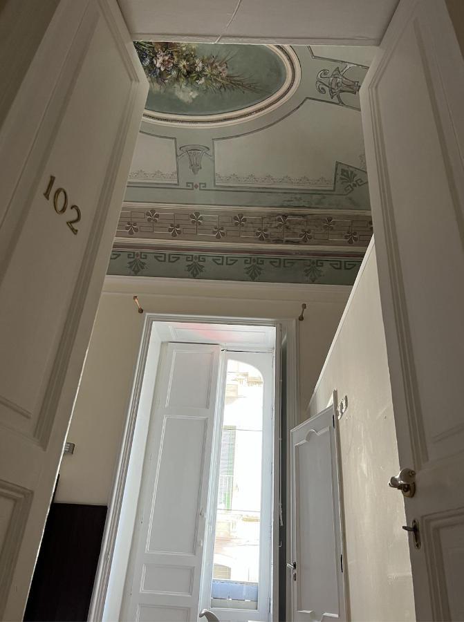 Il Giardino E Gli Affreschi Bed and Breakfast Catania Eksteriør billede